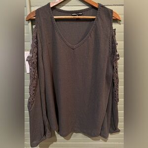 Moral Fiber Women's Waffled Gray Cold Shoulder Top Size 2X